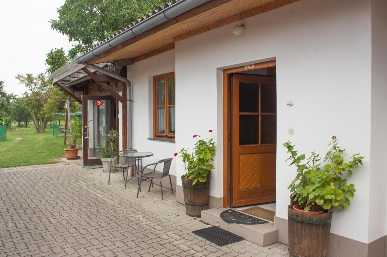 Weinbau Ettenauer Rohrendorf bei Krems Екстериор снимка